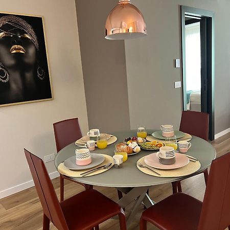Cicerone Apartment Bergamo Bagian luar foto