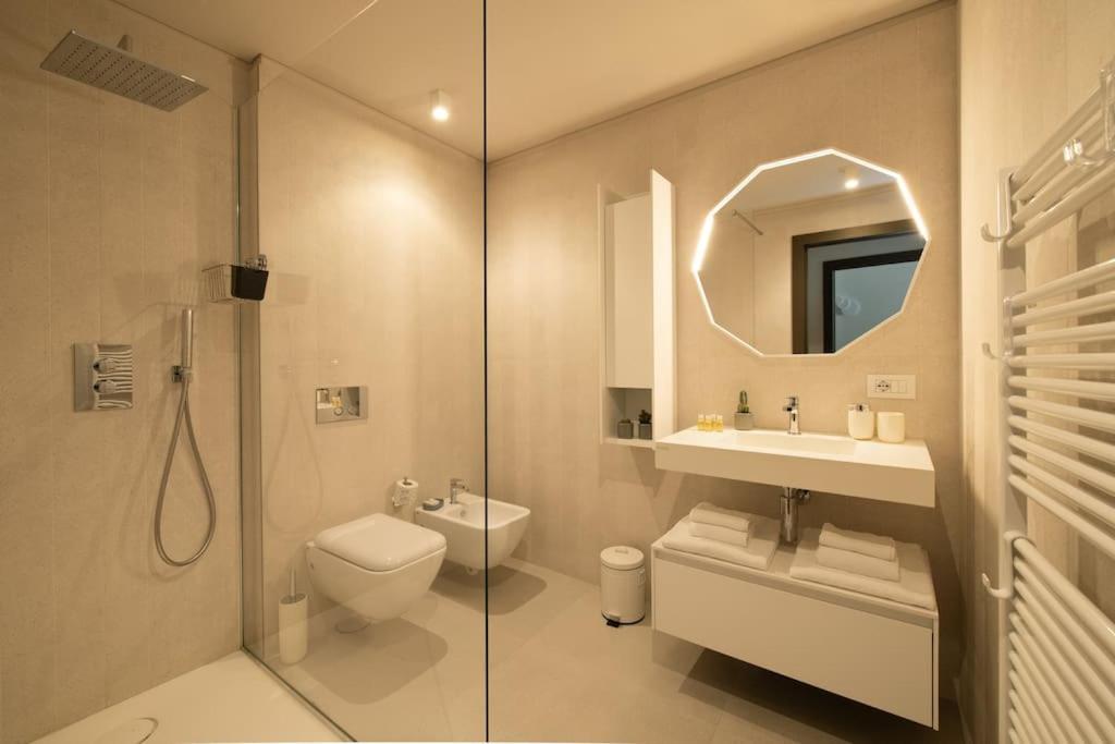 Cicerone Apartment Bergamo Bagian luar foto