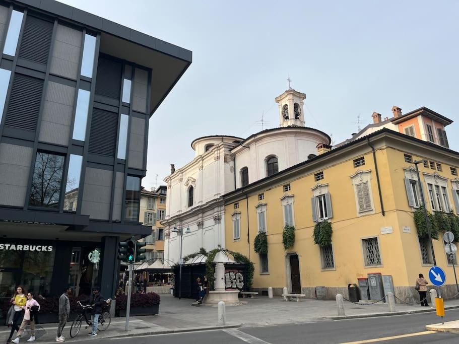 Cicerone Apartment Bergamo Bagian luar foto